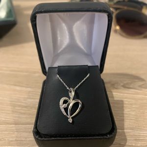 White Gold Heart Pendant Necklace NEVER WORN